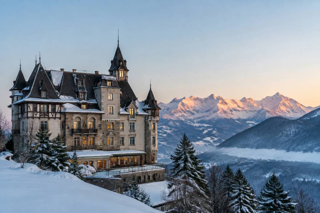 Hotel chateau d'oex : où dormir pour profiter des Alpes vaudoises